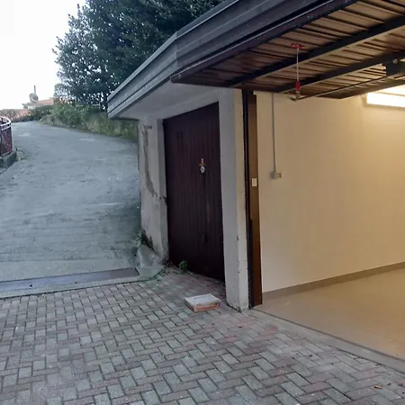 Aurora Apartman *