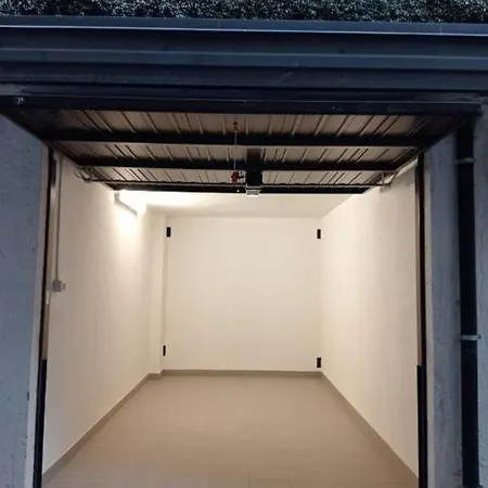 Aurora Apartman *