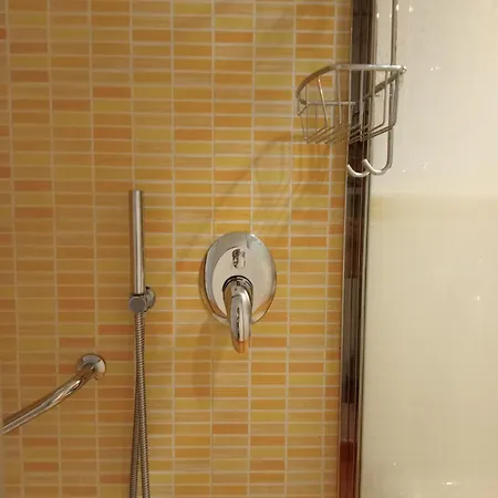 Aurora Apartman *